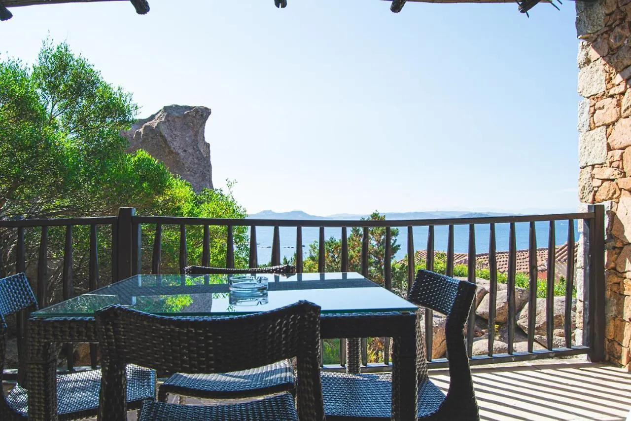 Residence I Cormorani Bis Baja Sardinya 0*,  İtalya