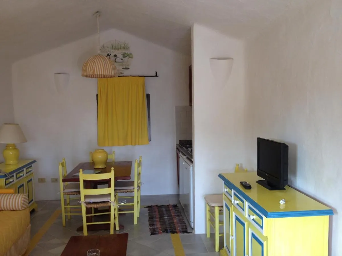 Residence I Cormorani Bis Baja Sardinya Apart Otel