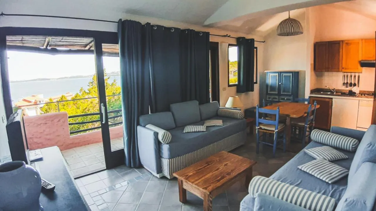 Residence I Cormorani Bis Baja Sardinia Ξενοδοχείο με διαμερίσματα