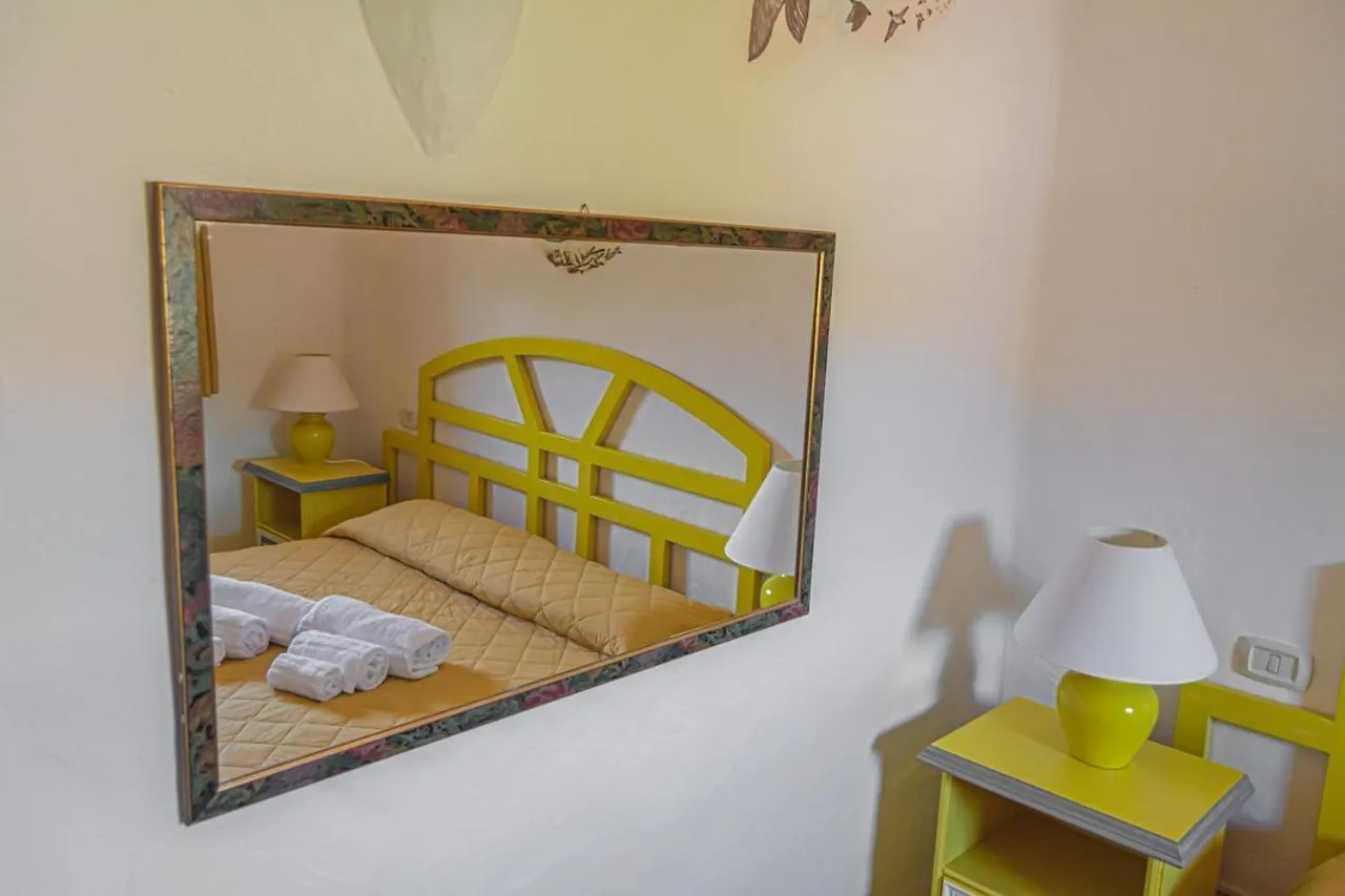 Residence I Cormorani Bis Baja Sardinia Ξενοδοχείο με διαμερίσματα
