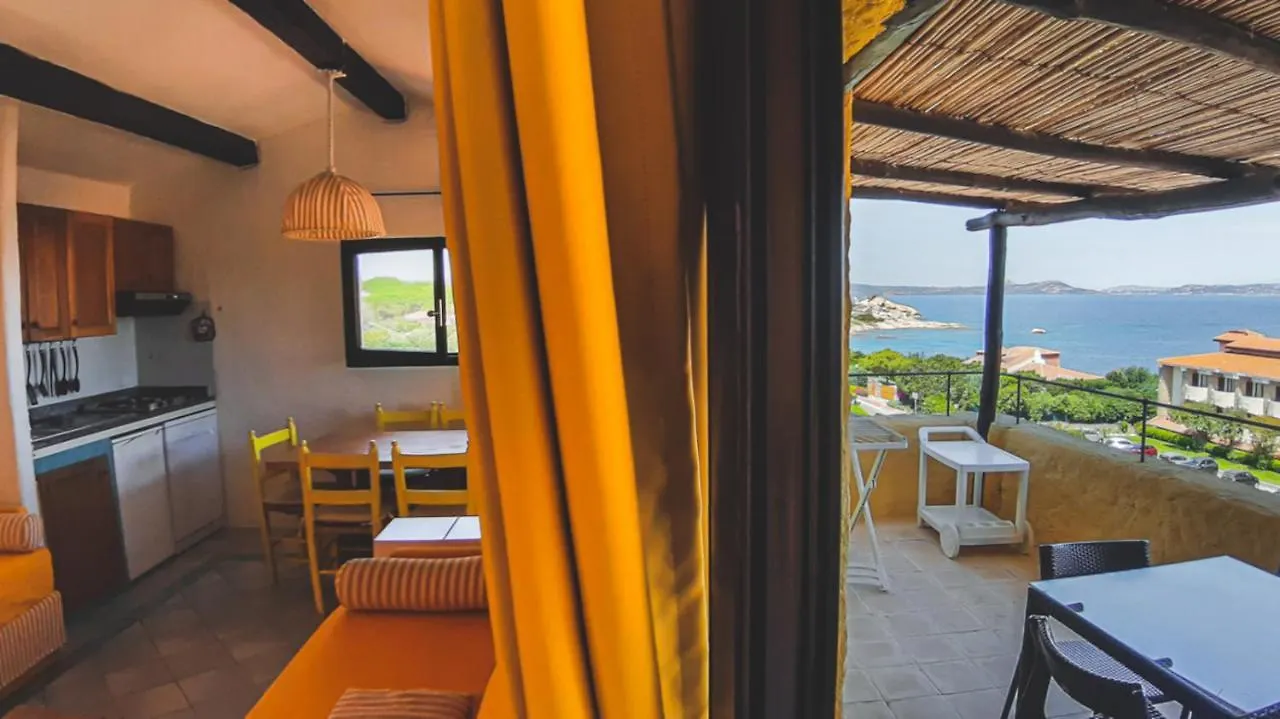 Residence I Cormorani Bis Baja Sardinia 0*,