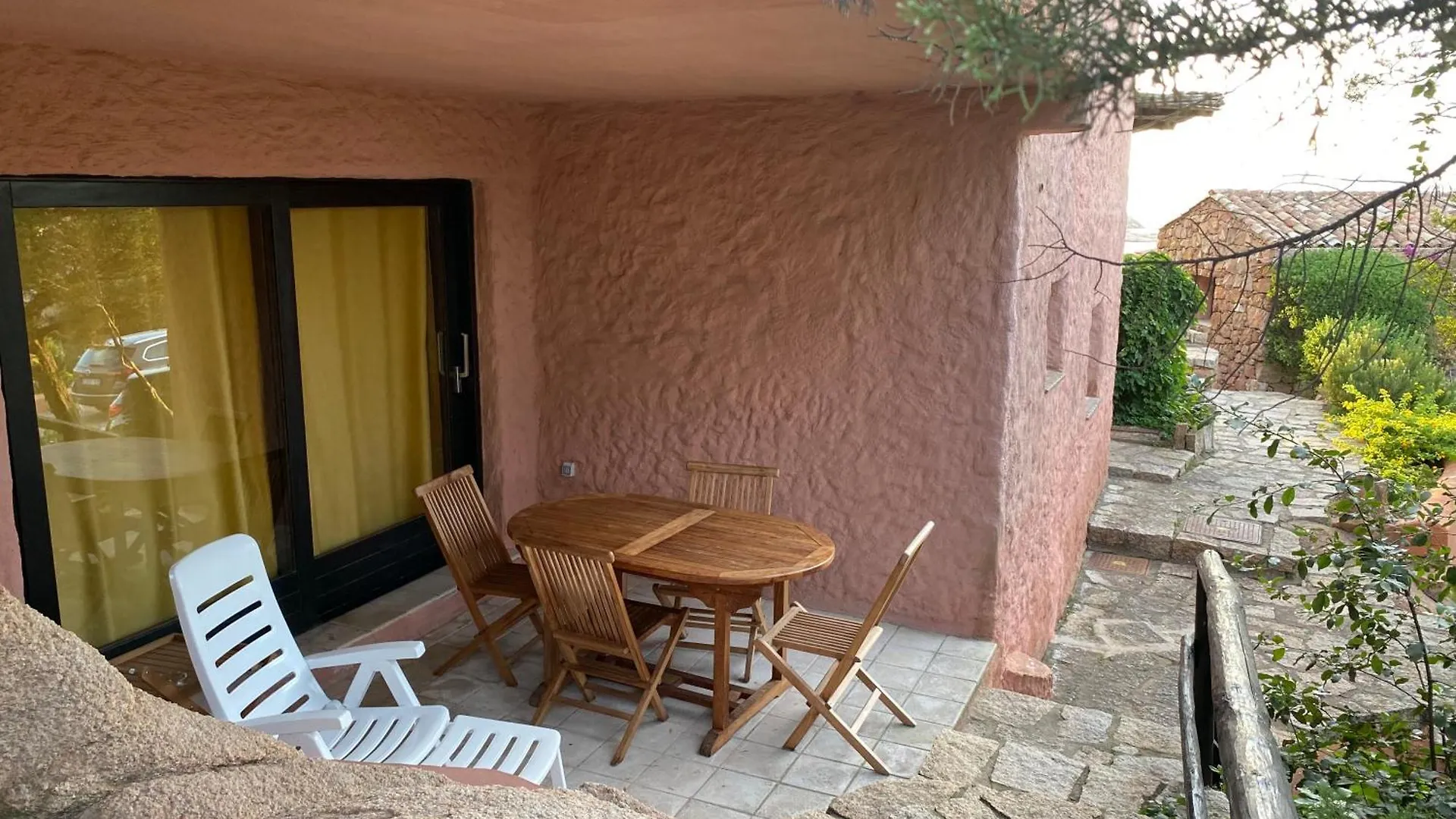 Ξενοδοχείο με διαμερίσματα Residence I Cormorani Bis Baja Sardinia Ιταλία