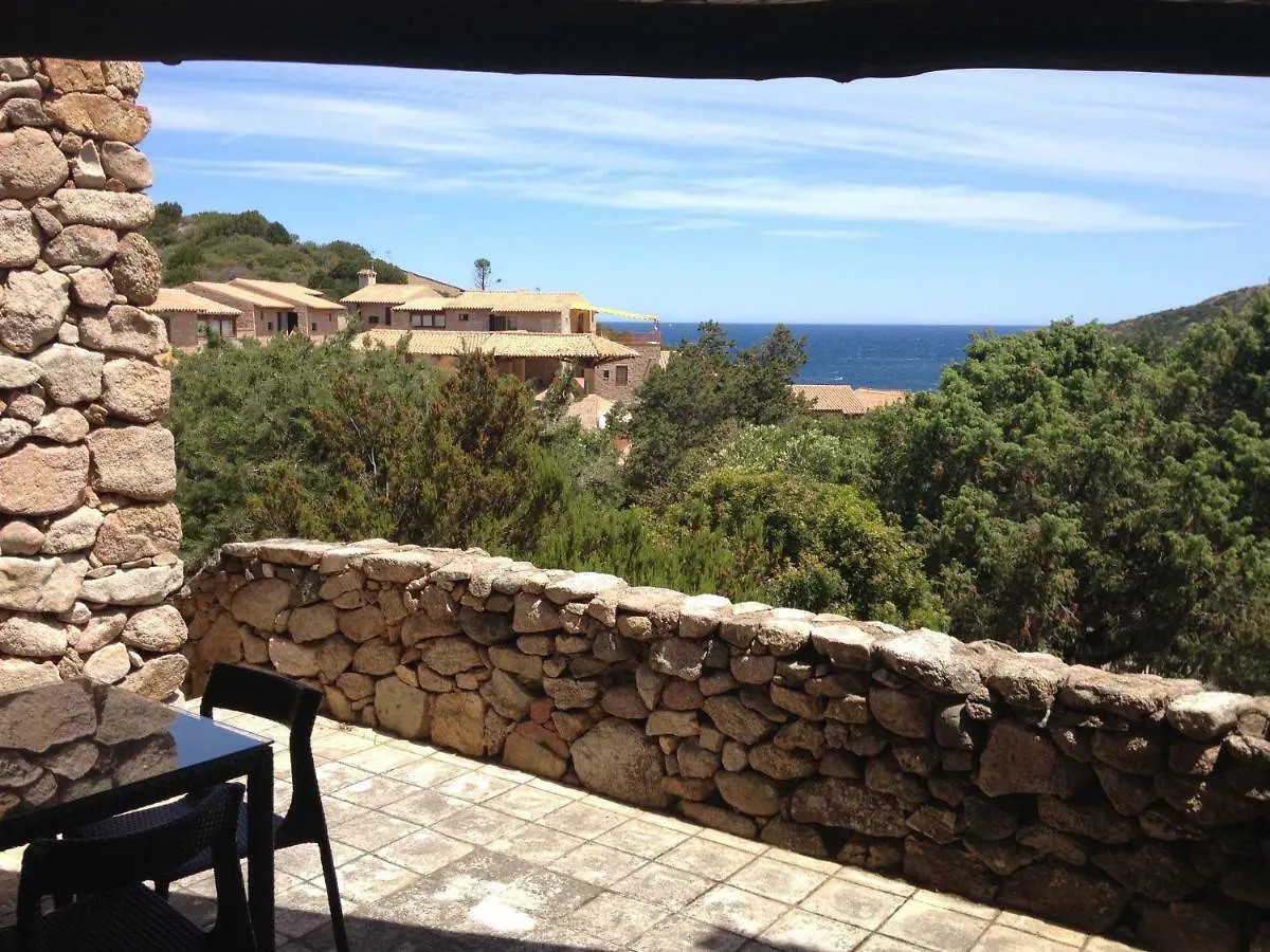 Residence I Cormorani Bis Baja Sardinia Ιταλία