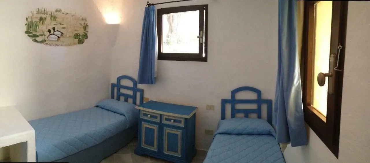 Ξενοδοχείο με διαμερίσματα Residence I Cormorani Bis Baja Sardinia
